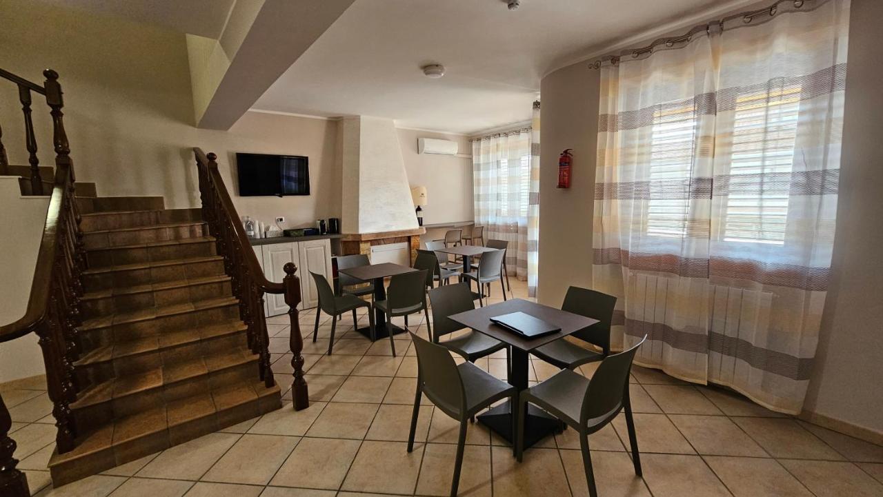 B&B Da Kociss Mileto Exterior foto